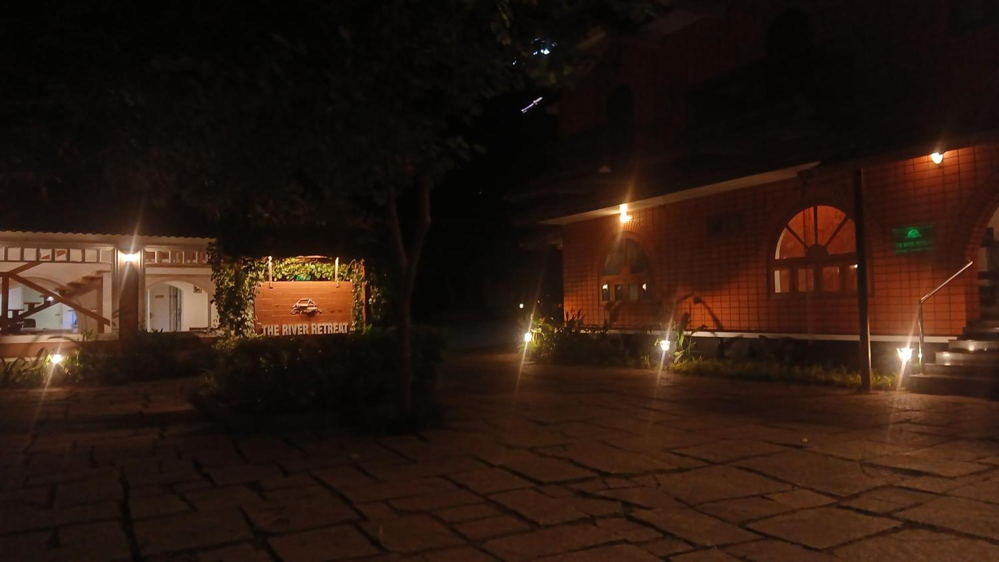 The River Retreat Heritage Ayurvedic Resort Shoranur Eksteriør billede