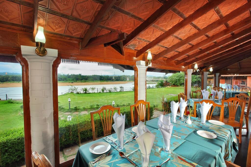 The River Retreat Heritage Ayurvedic Resort Shoranur Eksteriør billede